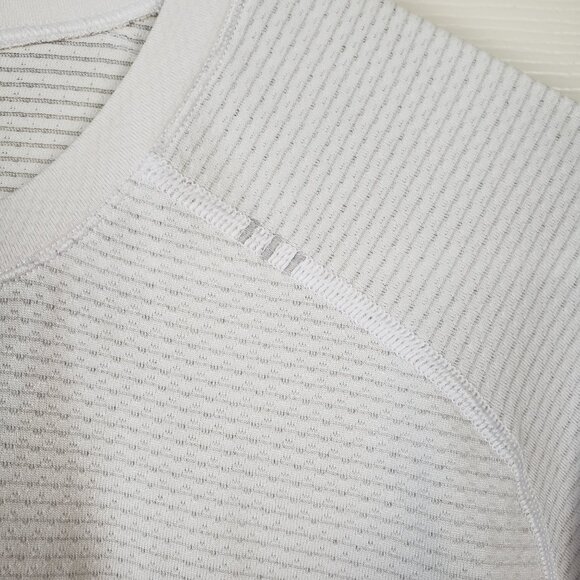 Lululemon Mens Metal Vent tech Striped short sleeve top White Size M Athletic - Picture 4 of 7